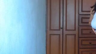 THE CUTEST BITCH MODELING HORNY FOR YOU - porn video