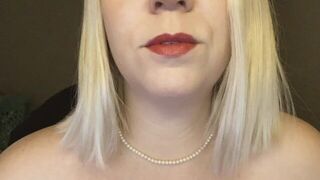 Erotic Short Story read by Red Lipped Poppy Daniel - porn video